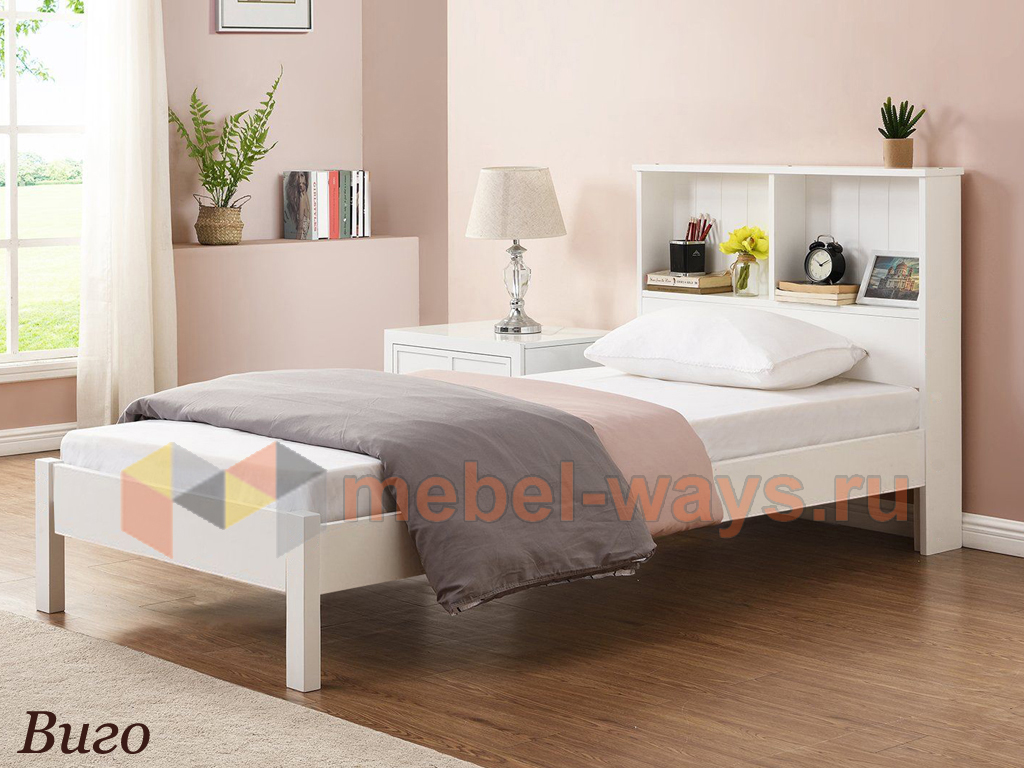 Белая подростковая кровать из массива с полками в изголовье «Виго» Белая подростковая кровать из массива с полками в изголовье «Виго»
