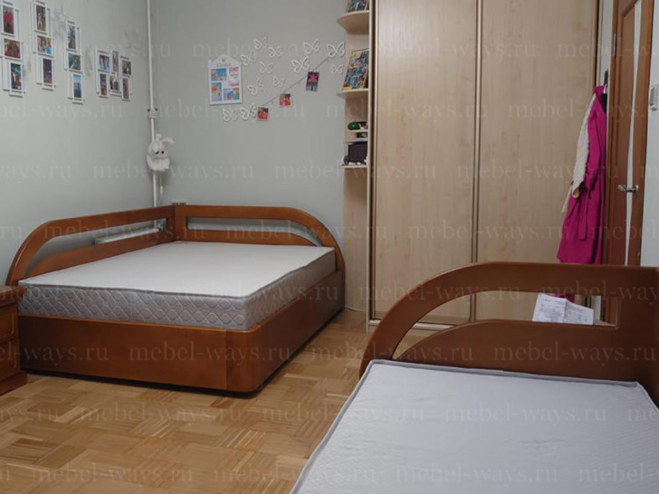 Деревянная кровать "Магда" в интерьере