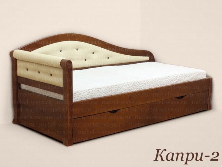 Угловая кровать с двумя мягкими спинками «Капри-2»